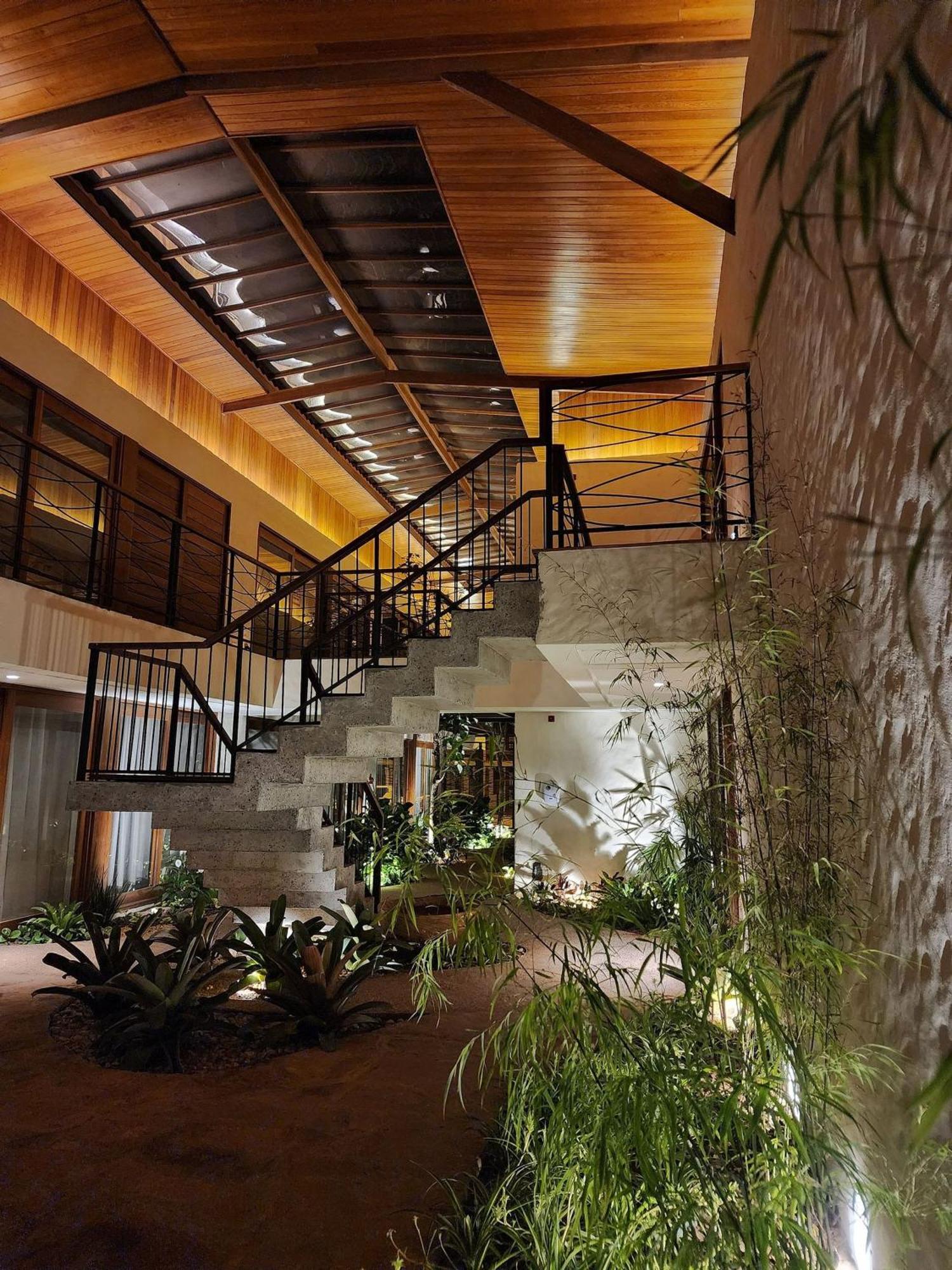 Villa Andorinha - Und 08 - Novo E Aconchegante No Centro De Mucuge Bagian luar foto